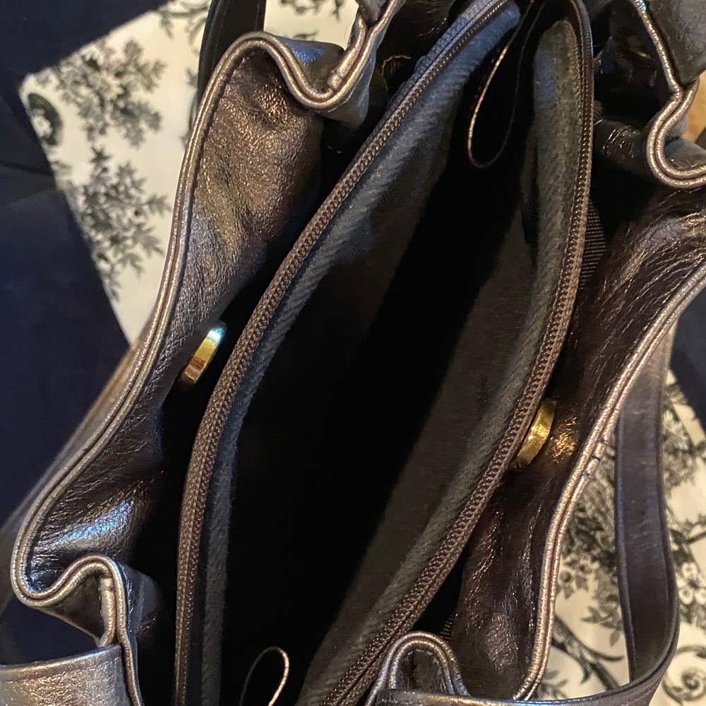 Vintage SAS Made in USA Shimmering Metallic Copper Shoulder Bag - Picture 4 of 8